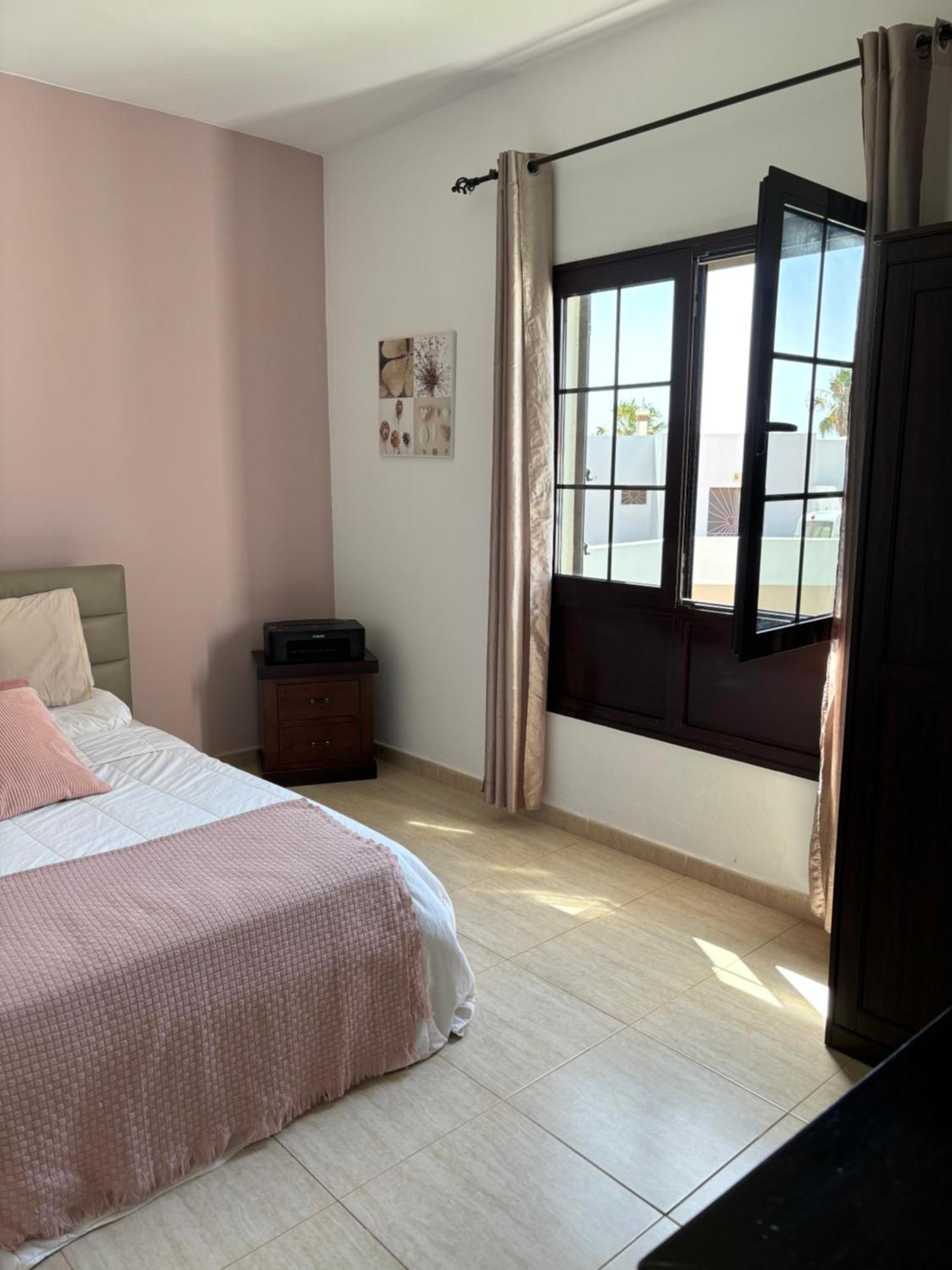 Casa Amplia Y Moderna De 3 Habitaciones En Complejo Con Piscina กอสตา เตกีสเซ ภายนอก รูปภาพ